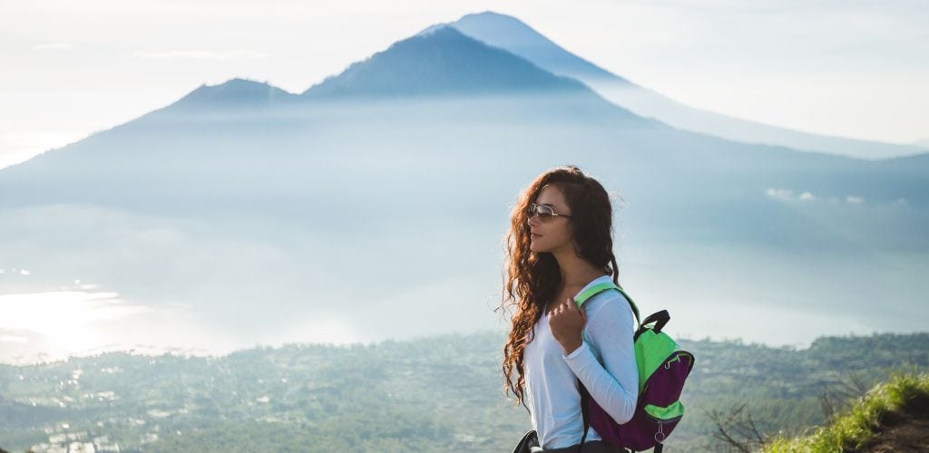 Wander auf die Berge Balis bei deinem Abenteuerurlaub