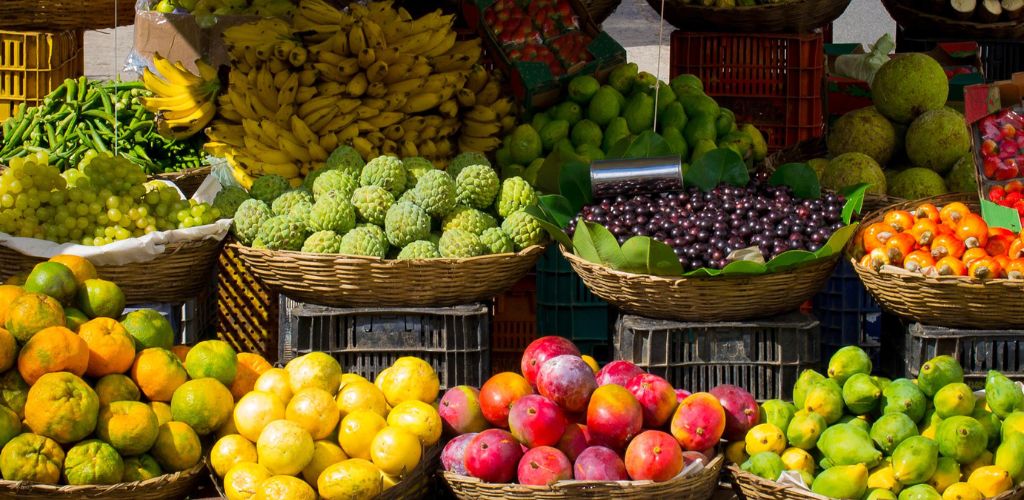 Vermeide ungeschälte Früchte um dich vor Bali Belly zu schützen