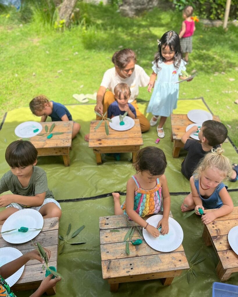 bhumibalischool C246F3URFgC 2